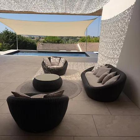 L'escapade Caramanaise فندق مبيت وإفطار 3*